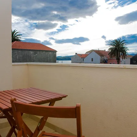 Leko Apartment