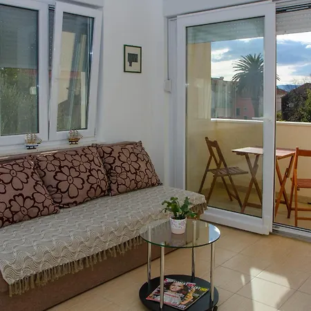 Apartment Leko